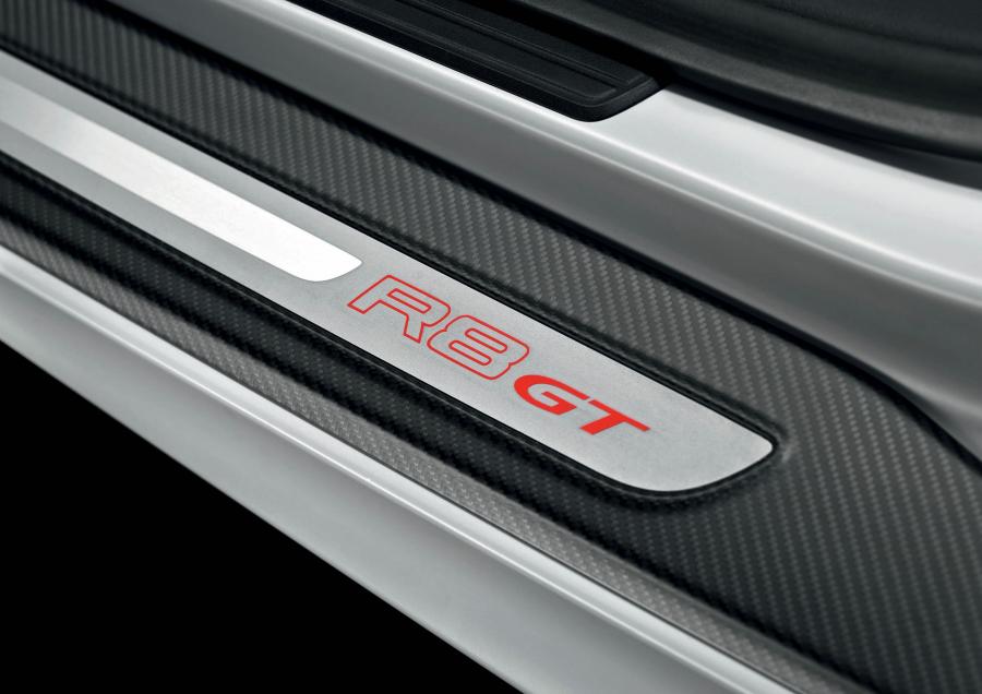Логотип Audi R8 GT 2010 года  (EU) (фото 22 из 55)